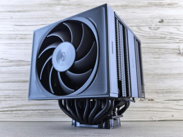 How can UK businesses improve customer loyalty through digital transformation?